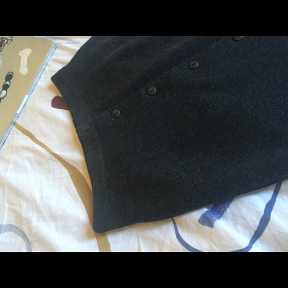 Cotton and wool buttoned midi skirt 🖤 - Picture 4 of 4